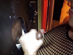 栄光の穴でコックから素敵なザーメン