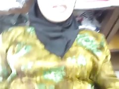 妻は、ストアが開いている間